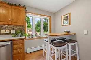 870 Hanson Dr SW, Hutchinson, MN 55350 - Photo 9