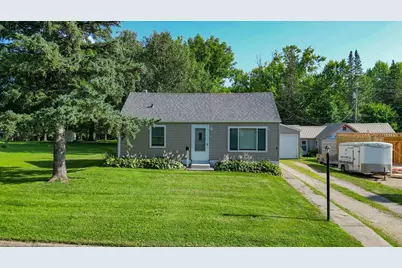 620 E Adolphus Avenue, Fergus Falls, MN 56537 - Photo 1