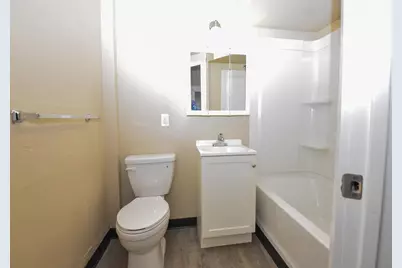 1114 University Drive N, Fargo, ND 58102 - Photo 9