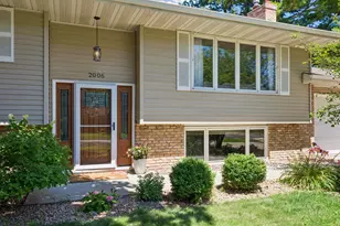 2006 River Hills Dr, Burnsville, MN 55337 - Photo 31