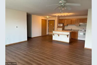 2155 6th Lane SE #206, Cambridge, MN 55008 - Photo 3