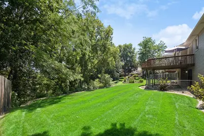 314 Wedgewood Drive, Mahtomedi, MN 55115 - Photo 9