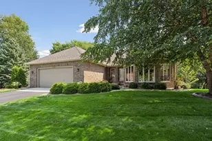 314 Wedgewood Dr, Mahtomedi, MN 55115 - Photo 7