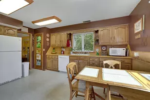 1826 Alameda St, Roseville, MN 55113 - Photo 9