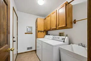 6306 Crackleberry Trail, Woodbury, MN 55129 - Photo 51