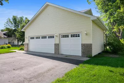 1011 Hillock Street NW, Isanti, MN 55040 - Photo 11
