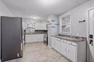 53 Dale St N, Saint Paul, MN 55102 - Photo 11