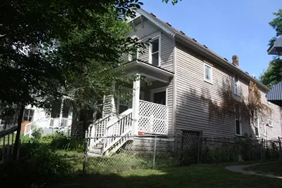 833 3rd Street E, Saint Paul, MN 55106 - Photo 3