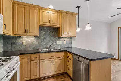 3149 Farnum Drive, Eagan, MN 55121 - Photo 17