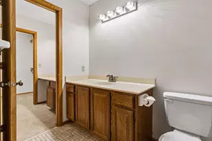 3149 Farnum Dr, Eagan, MN 55121 - Photo 25