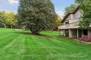 3149 Farnum Dr, Eagan, MN 55121 - Photo 39