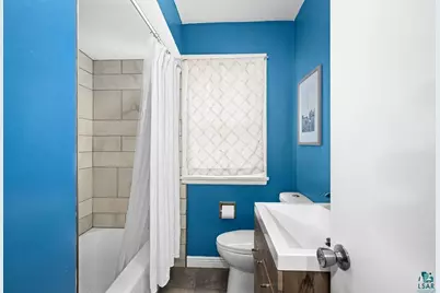 19 E Buffalo Street, Duluth, MN 55811 - Photo 17