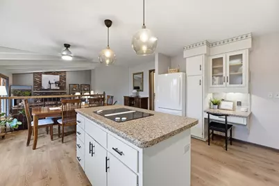 220 Country Club Drive, Lewiston, MN 55952 - Photo 5