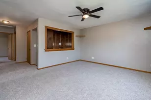 1655 Valley View Dr, North Mankato, MN 56003 - Photo 5