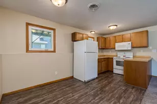 1655 Valley View Dr, North Mankato, MN 56003 - Photo 25