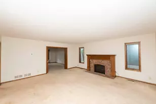 1820 Interlachen Alcove, Woodbury, MN 55125 - Photo 39