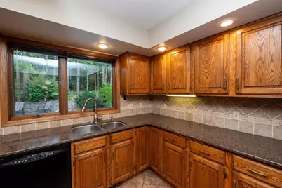1820 Interlachen Alcove, Woodbury, MN 55125 - Photo 27