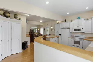 610 Washington Ave, Wabasha, MN 55981 - Photo 11