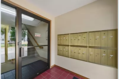 930 Lyn Way #203, Hastings, MN 55033 - Photo 15