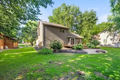 960 Wildflower Court, Eagan, MN 55123 - Photo 33