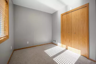 960 Wildflower Court, Eagan, MN 55123 - Photo 29