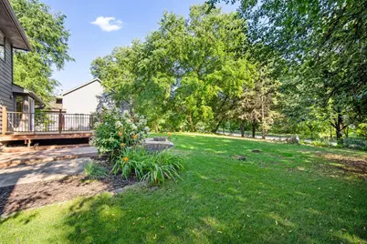 960 Wildflower Court, Eagan, MN 55123 - Photo 31