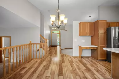 960 Wildflower Court, Eagan, MN 55123 - Photo 3