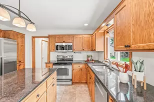 1722 Orchard Dr, Woodbury, MN 55125 - Photo 15