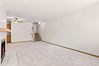 3560 Sterling Heights Drive #B, River Falls, WI 54022 - Photo 5
