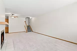 3560 Sterling Heights Dr, River Falls, WI 54022 - Photo 5
