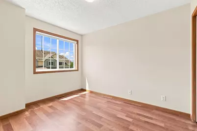 3560 Sterling Heights Drive #B, River Falls, WI 54022 - Photo 17