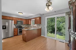 1652 84th Ct N, Brooklyn Park, MN 55444 - Photo 9