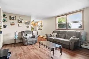 901 4th St NE, Minneapolis, MN 55413 - Photo 5