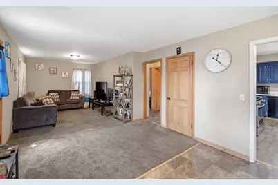 207 7th Avenue S, Saint James, MN 56081 - Photo 11