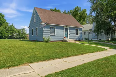 207 7th Avenue S, Saint James, MN 56081 - Photo 3