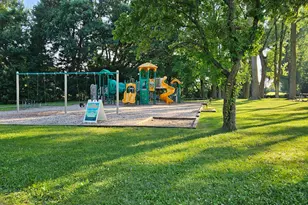 260 Westview Dr, West Saint Paul, MN 55118 - Photo 29