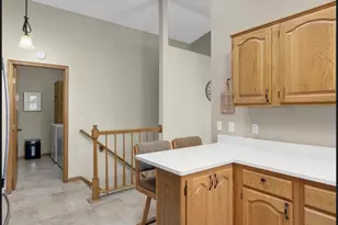 8709 Forestview Ln N, Maple Grove, MN 55369 - Photo 7