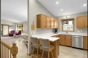 8709 Forestview Ln N, Maple Grove, MN 55369 - Photo 5