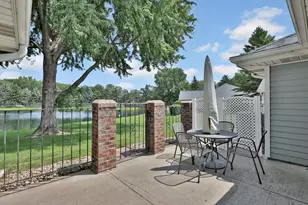 1123 Lois Ct, Shoreview, MN 55126 - Photo 19