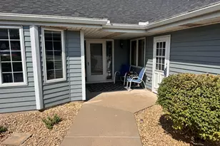 1123 Lois Ct, Shoreview, MN 55126 - Photo 3