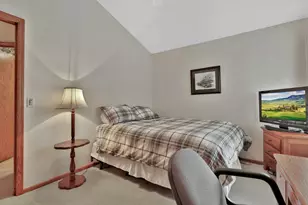 1123 Lois Ct, Shoreview, MN 55126 - Photo 53
