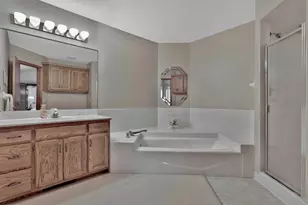 1123 Lois Ct, Shoreview, MN 55126 - Photo 47