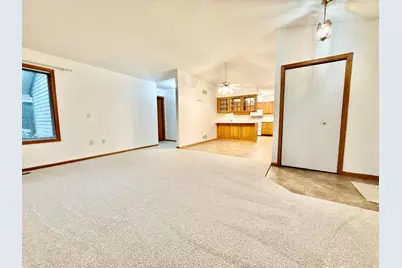 939 Mayvis Boulevard, Mankato, MN 56001 - Photo 5