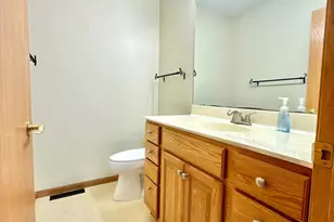 939 Mayvis Blvd, Mankato, MN 56001 - Photo 3