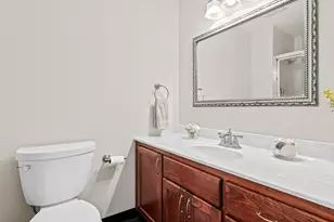 168 6th St E, Saint Paul, MN 55101 - Photo 23
