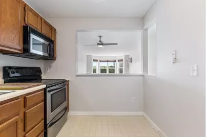 720 3rd Avenue NE #306, Minneapolis, MN 55413 - Photo 5