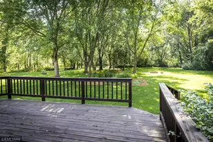 335 Creekview Ct, Baldwin, WI 54002 - Photo 9