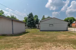 407 5th Ave SW, Little Falls, MN 56345 - Photo 5