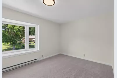 4241 Yosemite Avenue S, Saint Louis Park, MN 55416 - Photo 9