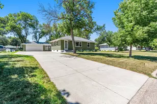 11346 Norway St NW, Coon Rapids, MN 55448 - Photo 3
